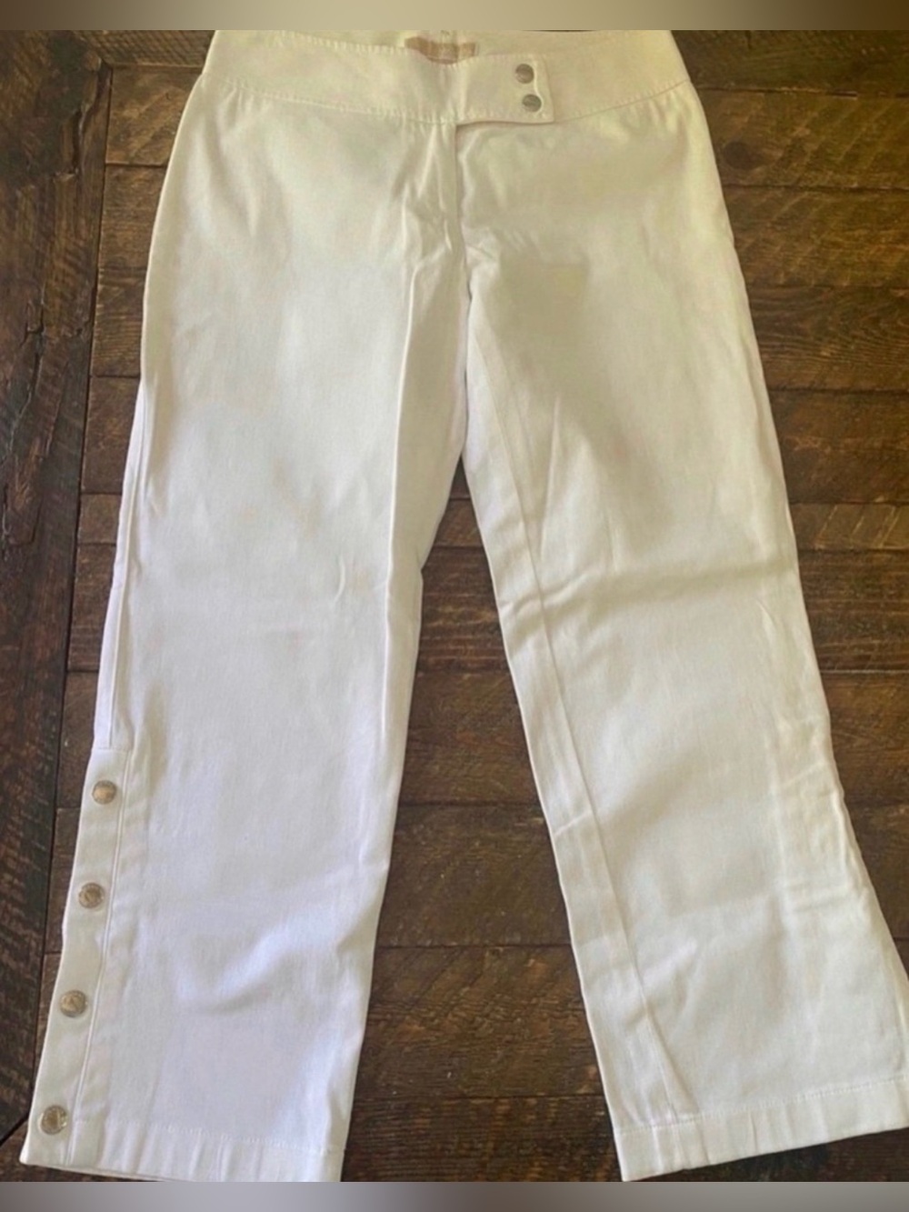 Women’s Michael Kors White Button-Hem Cropped Pants (Size 4)